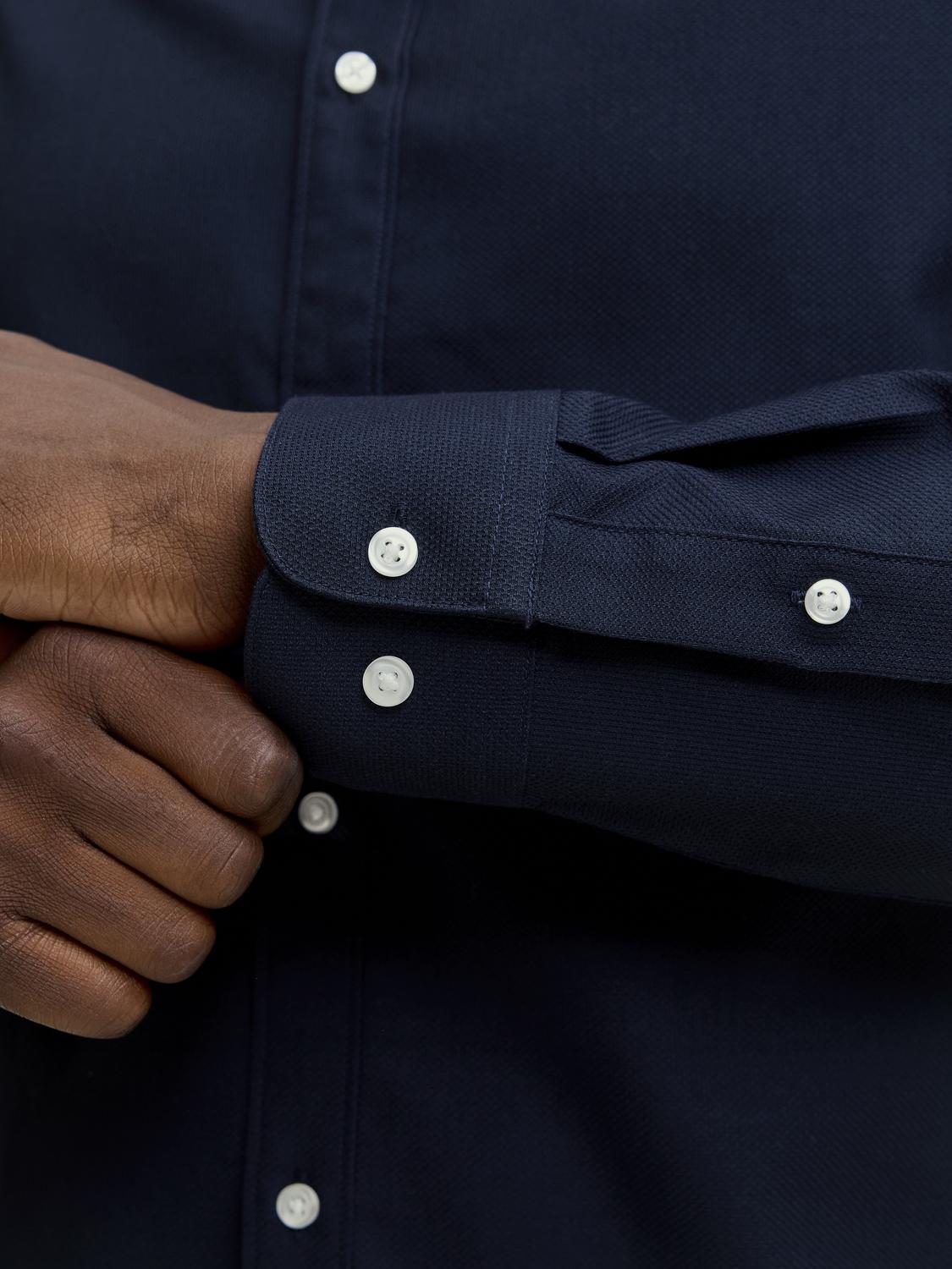 model_shot-detail